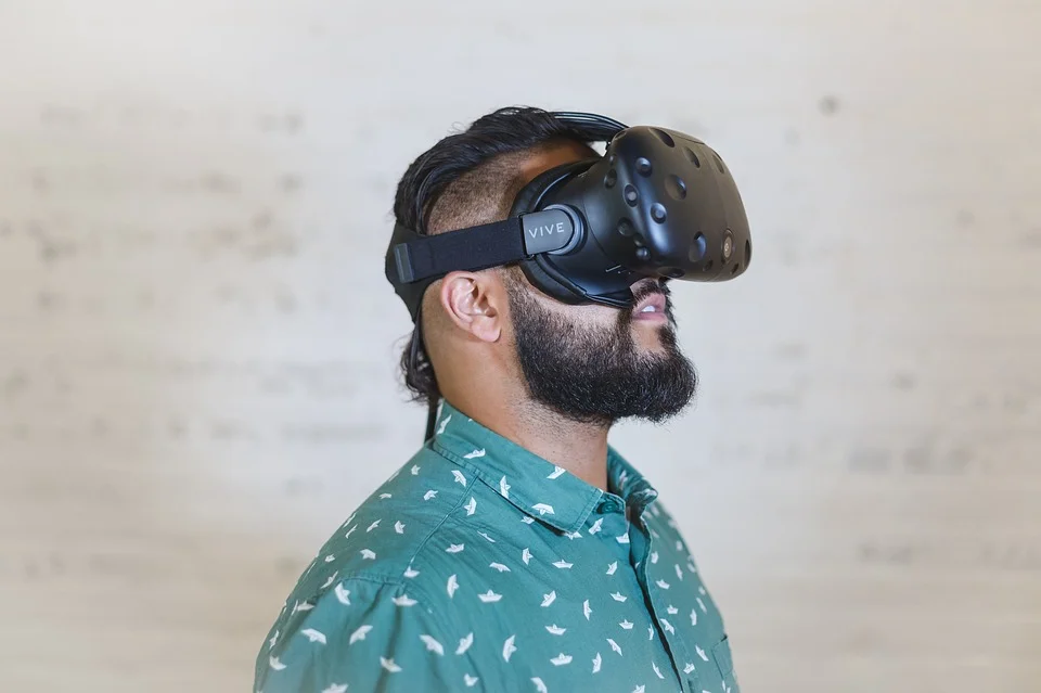Affordable Options and Funding Sources for Bringing VR into the Classroom
