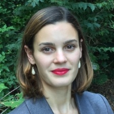 MICHAELA KIZERSHOT WHITE, First Year MAM ('19) Michaela is a first-year Master of Arts Management student at Carnegie Mellon University, Heinz College. She graduated from Northwestern University with a double major in Violin Performance and Music Education. Michaela spent the past three years working in Cleveland teaching music to a variety of audiences. After her experiences teaching in the public and charter school systems, her interest for introducing the arts to new audiences became a fixation. Her intention is to connect new audiences with the arts, and she is particularly interested in how technology is used effectively to strengthen audience engagement.
