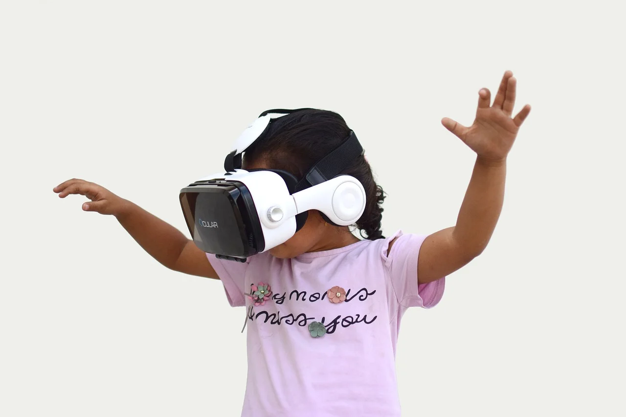 Practical Considerations for Implementing Virtual Reality in Arts Educational Settings
