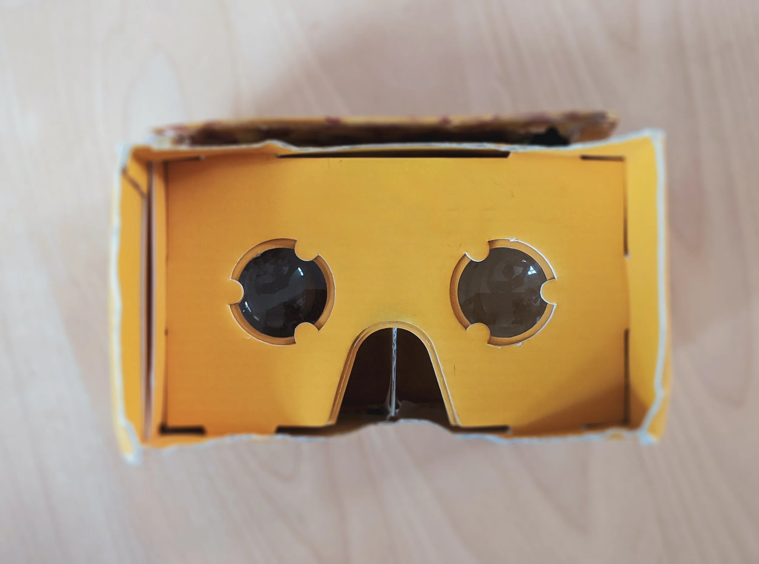 VR Experiences with Google Cardboard and Mozilla Hubs