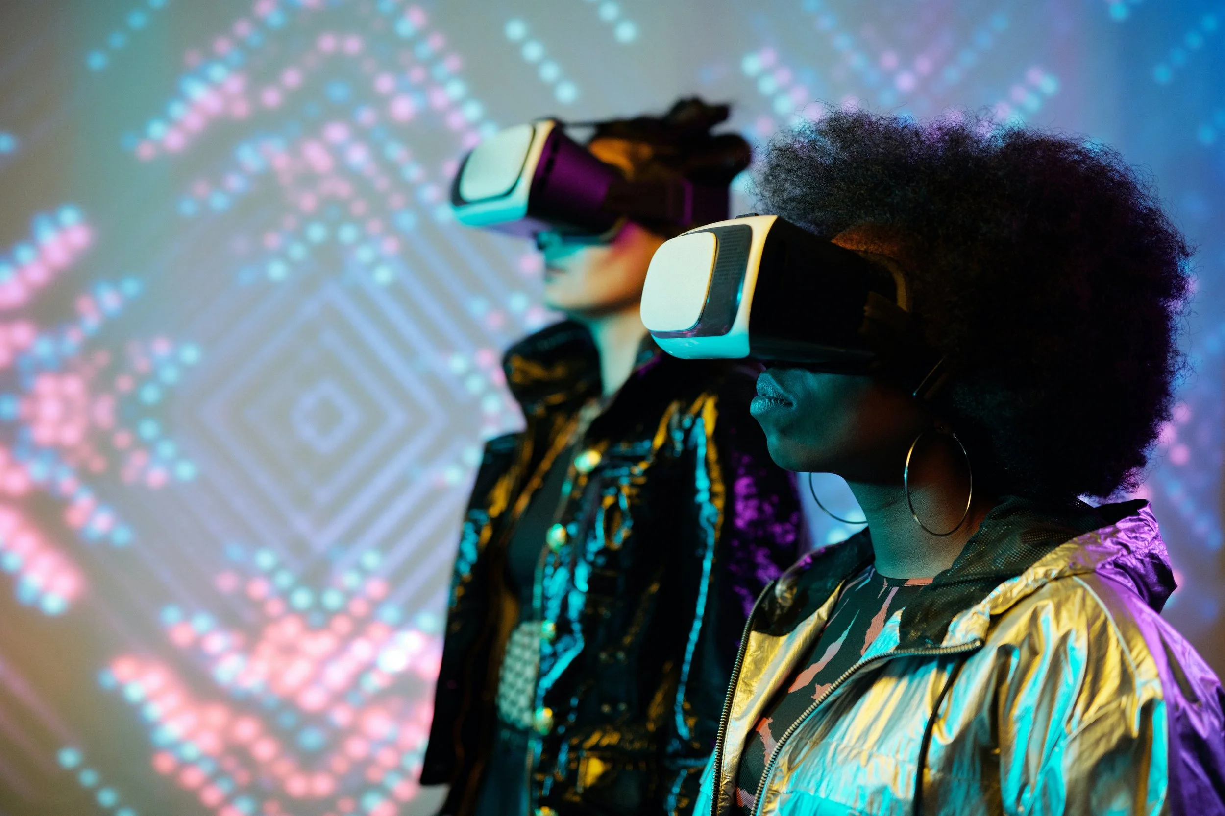 Art-Making & Storytelling for Social Good in VR