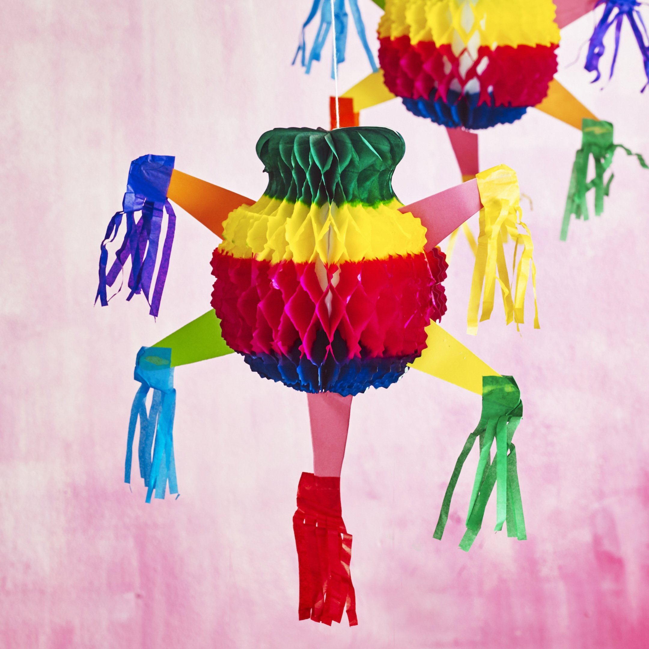 Mexican_Honeycomb_Pinata_139.jpg