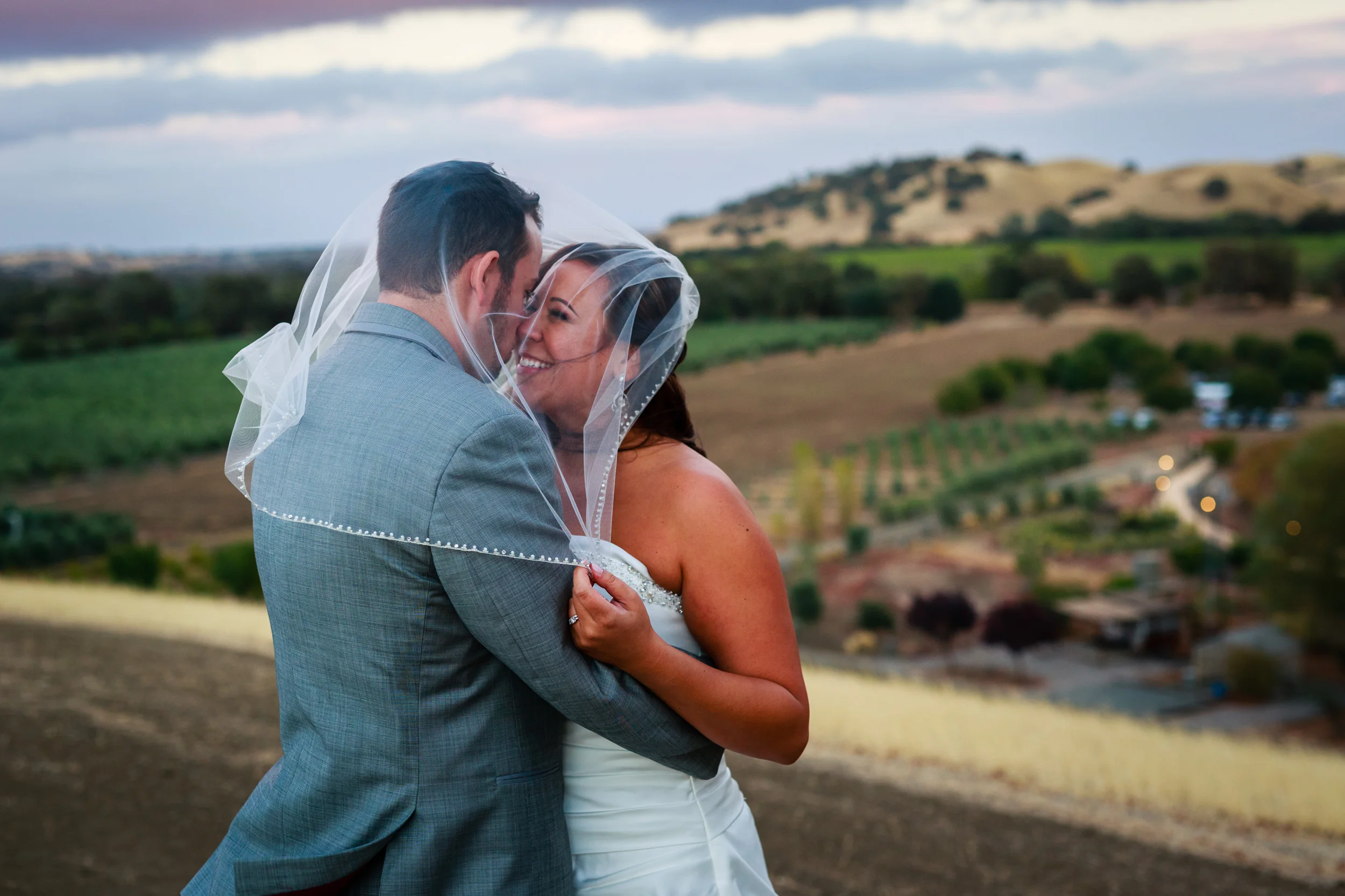 Kissing under the veil