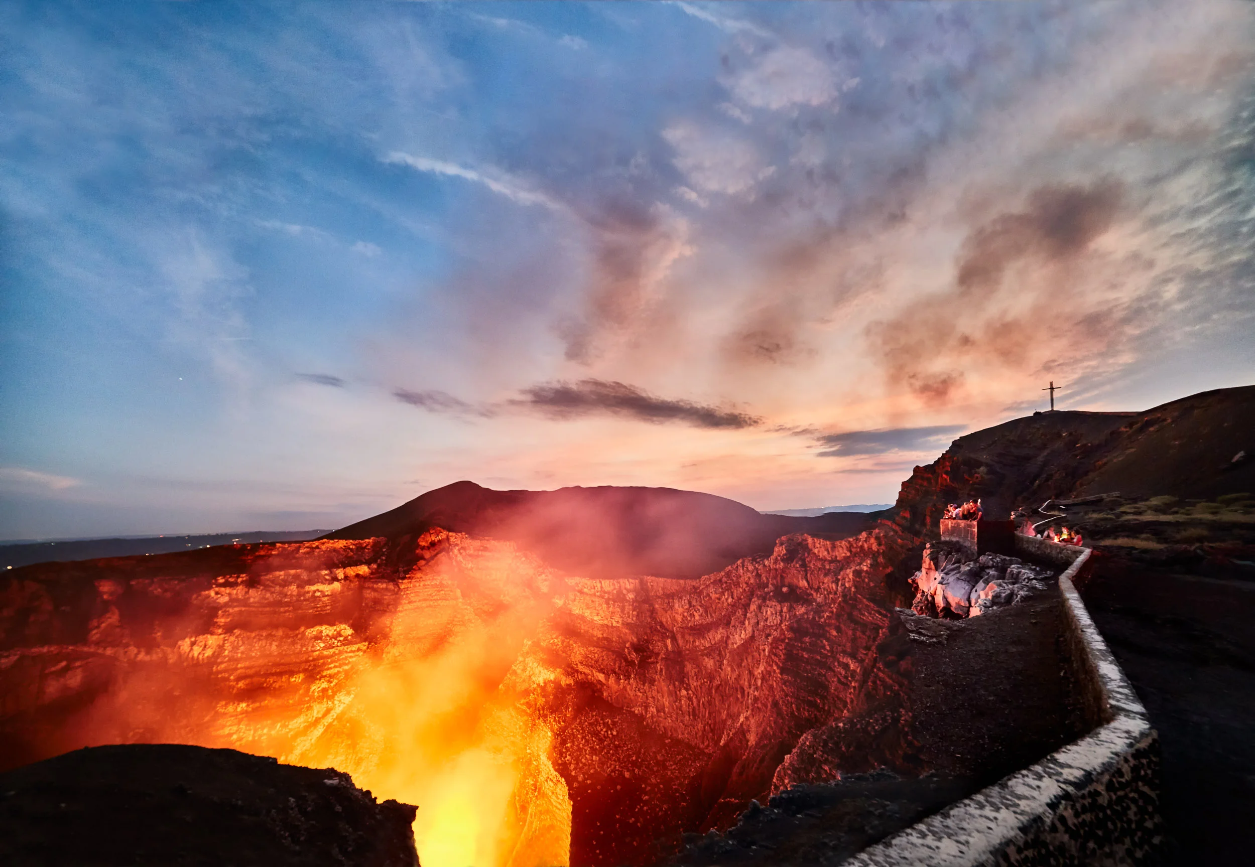  Looking in towards the fiery, magma filled caldera of the Masaya Volcano, Nicaragua  20 km south of the capital Managua. 
