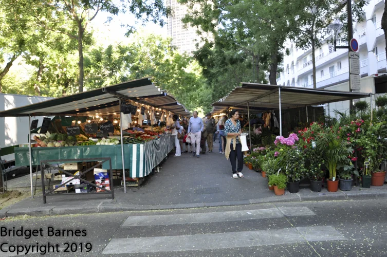 Le Marché Edgar Quinet is a feast for the senses.