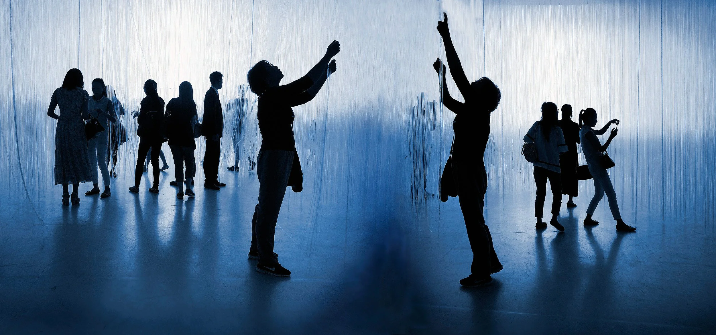  Charles Yang_S_T_Monochrome_Touching Blue 