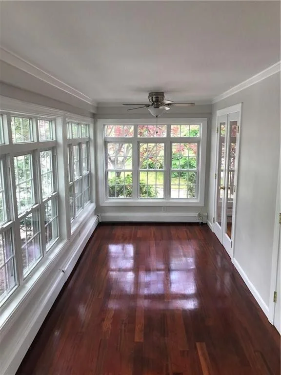 1061 Narragansett Blvd.