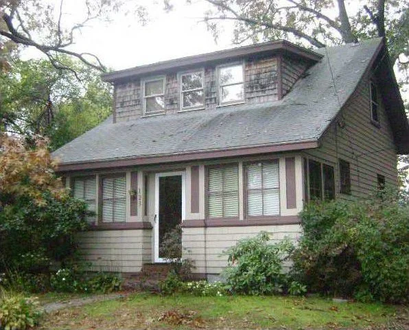 Warwick, RI - Closed May 11, 2018