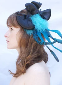 Little Von Loo have the most darling hair accessories.