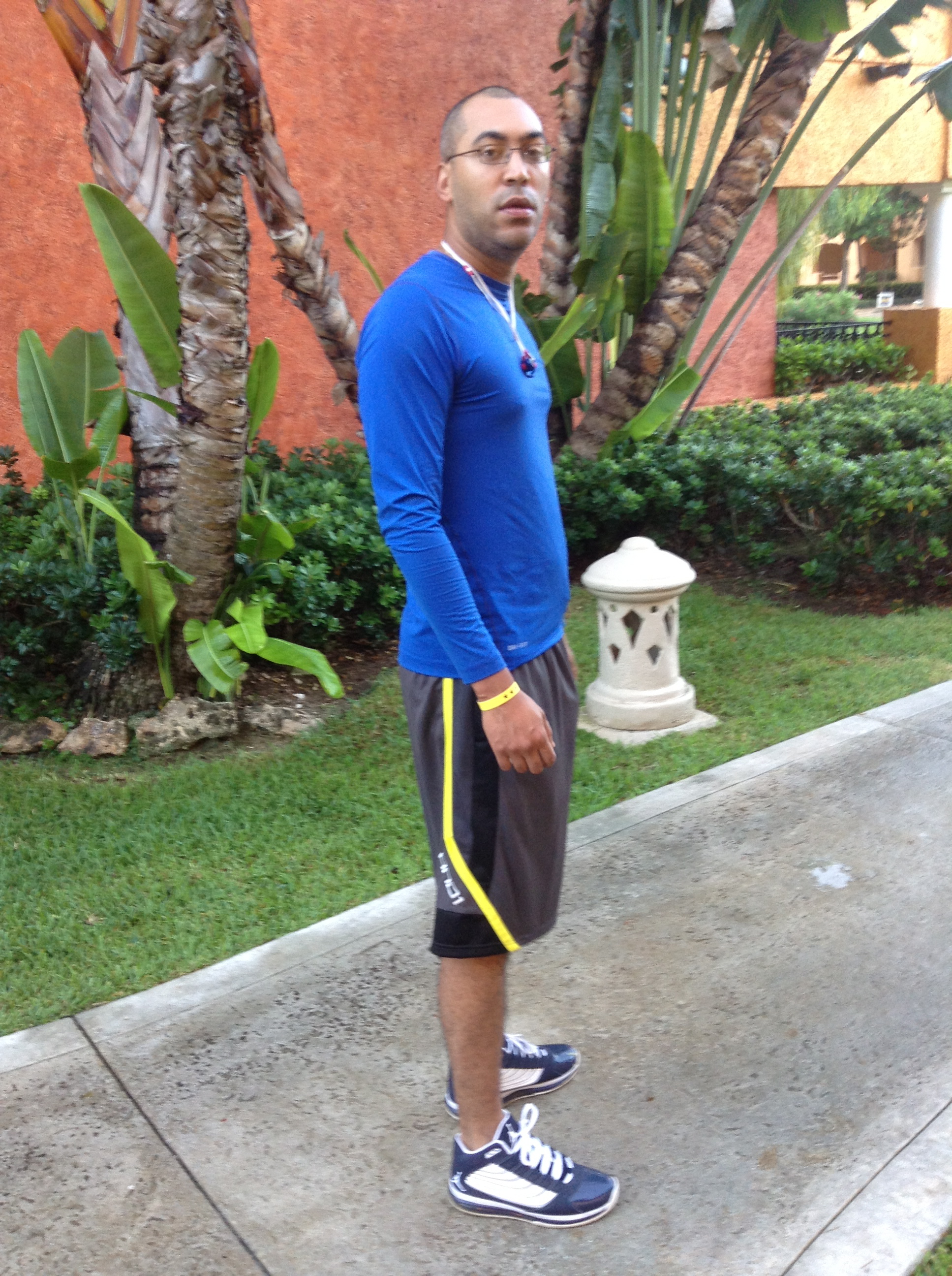 My husband @Villardishes is ready for a serious basketball game!
