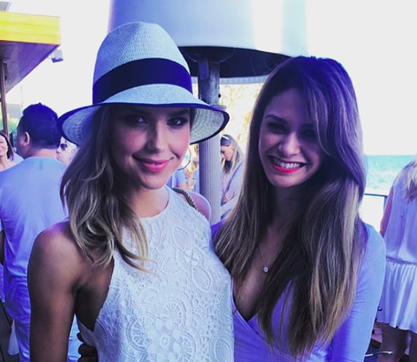  Makeup for Arielle Kebbel. 