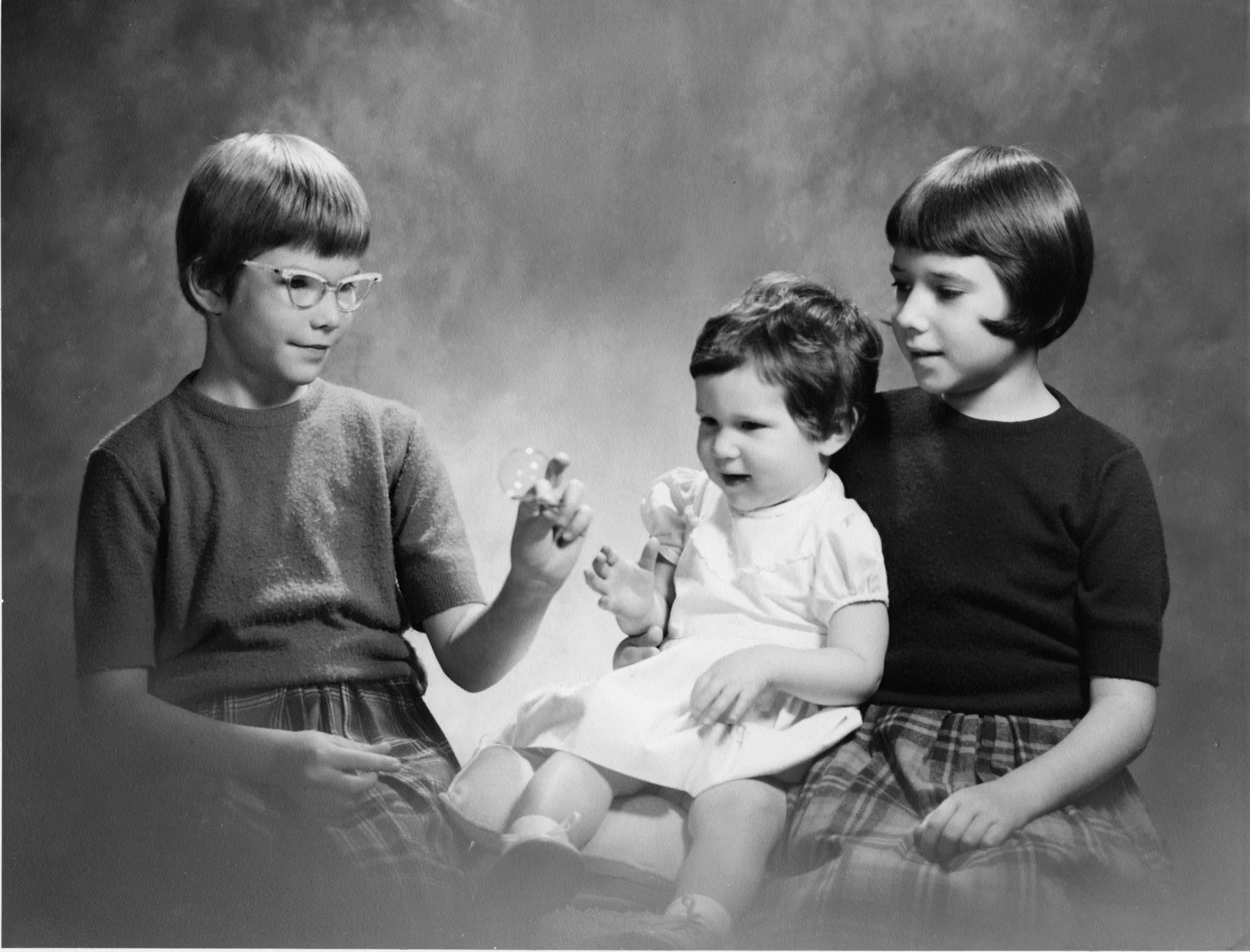 Linda-Sandee-Diane-1961_1800px.jpg