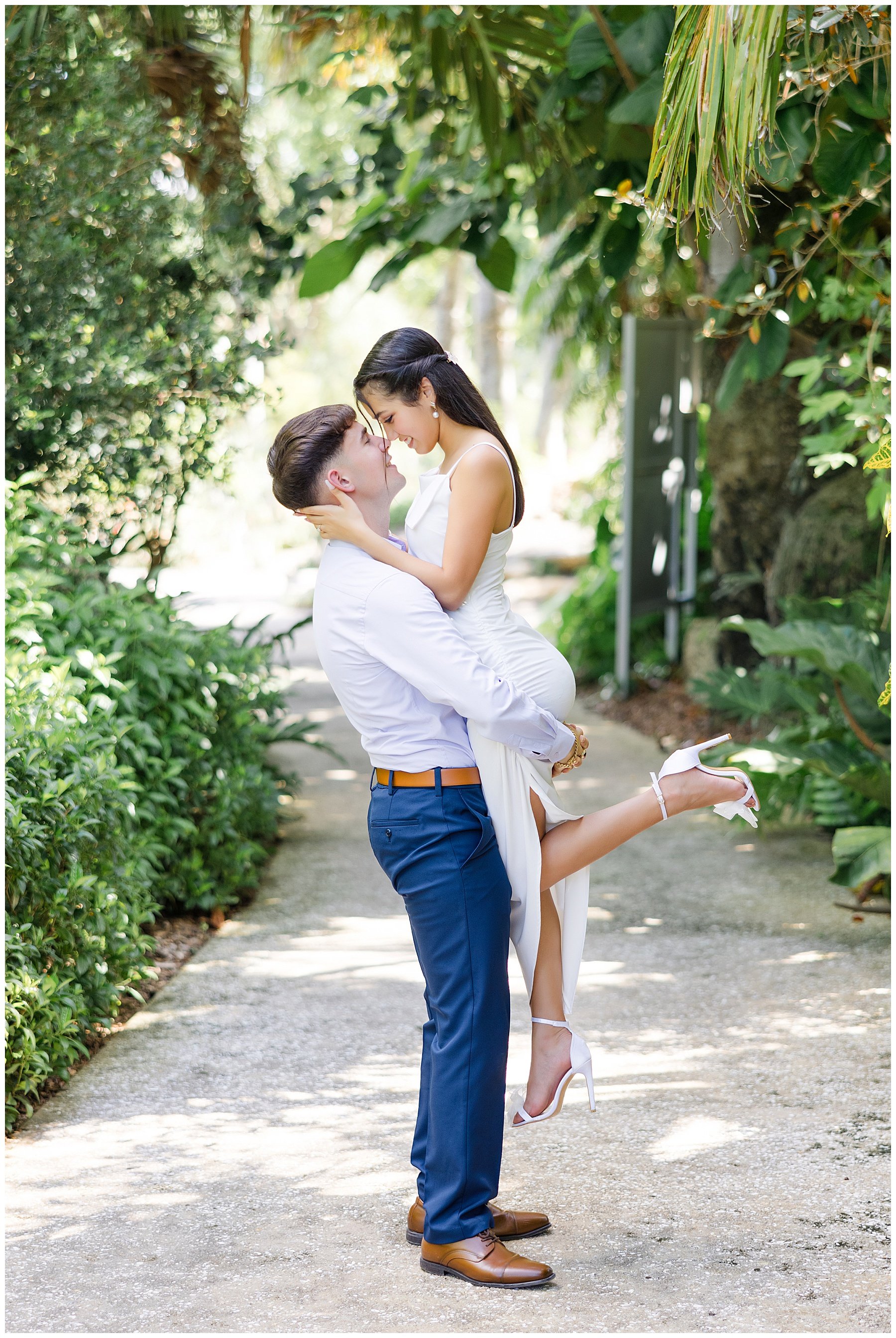 Engagement_ Sessions_Ceci_Liz_Photo_Diaz_0021.jpg