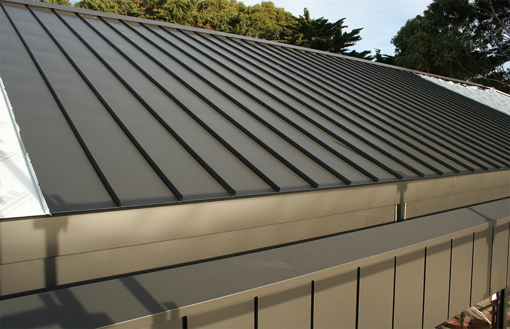 Aluminium Satin Black Cliptray Roof