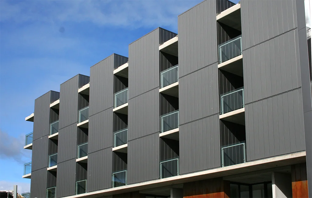Hank Dye - PVDF Aluminium Express Panels 