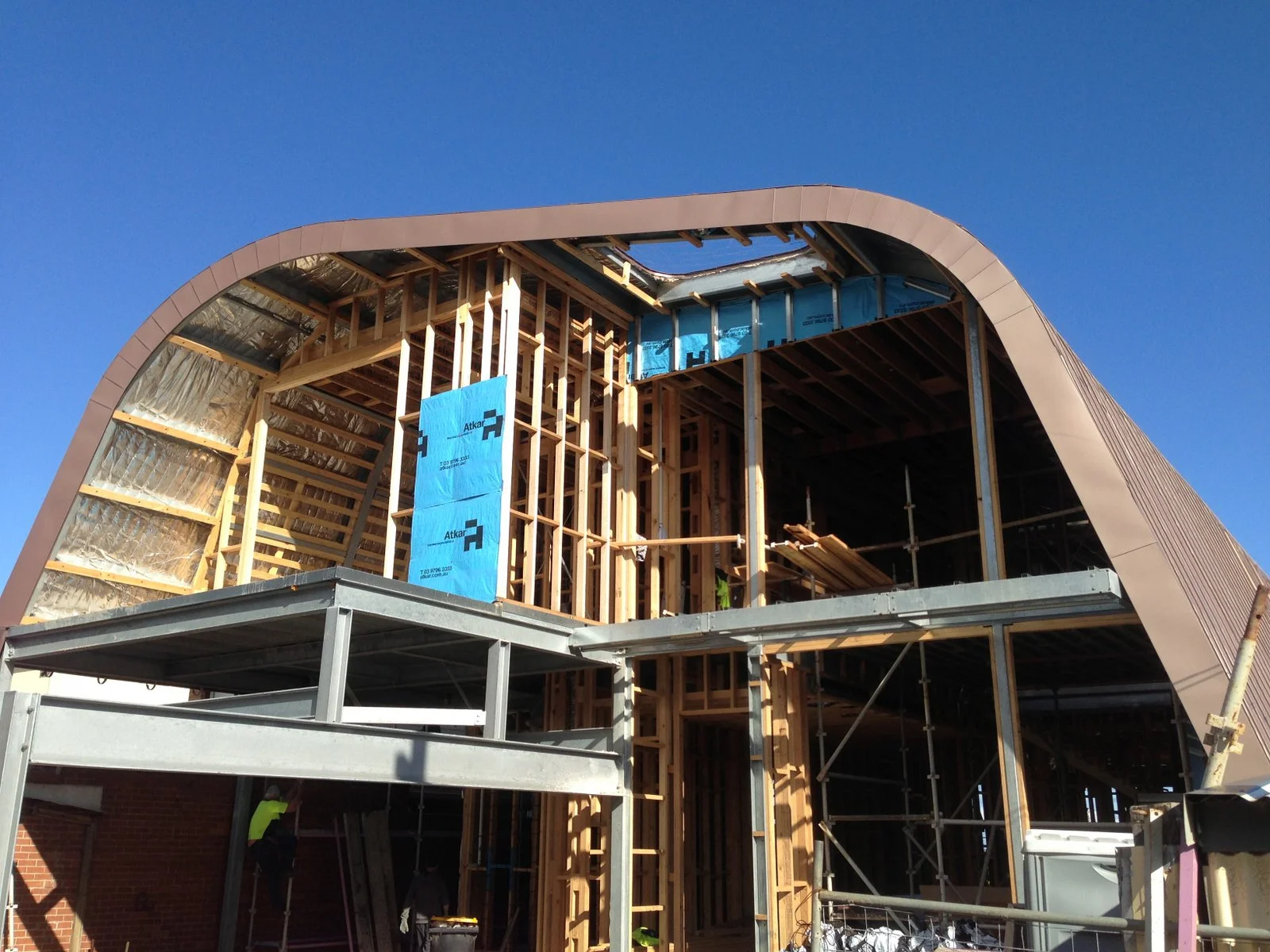 Aspendale Residence Roof: from Structure to Cladding