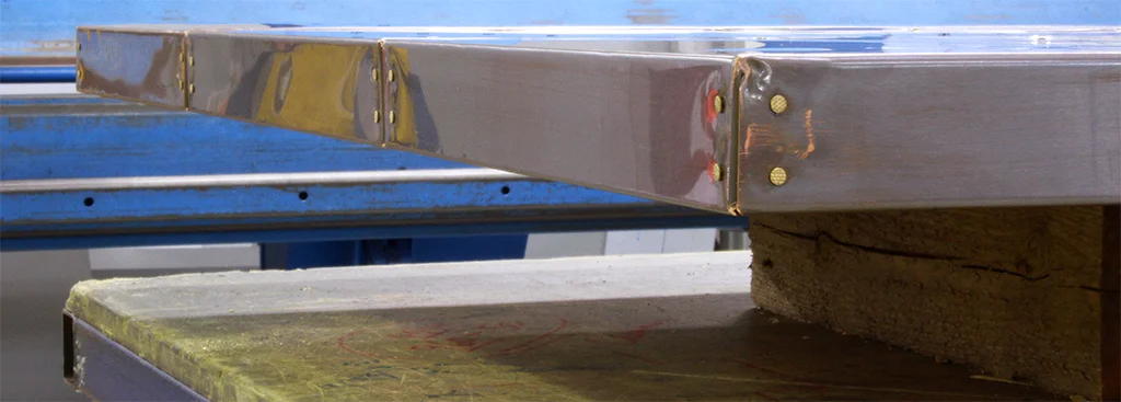 TECU Oxid Copper Table Cladding - Detail