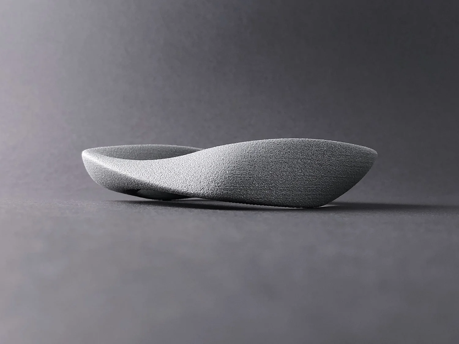 digimorphe_square_bracelet_2_8686_bw.jpg
