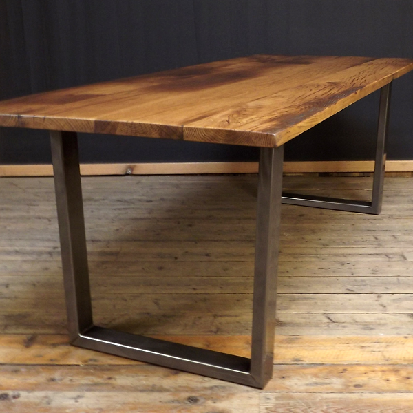 AntiqueOakTable1.jpg