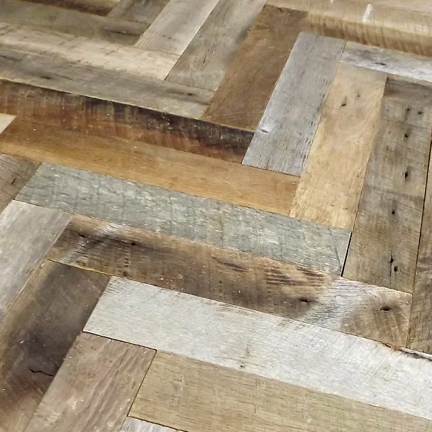 NaturalFaceBarnOakParquet2.jpg