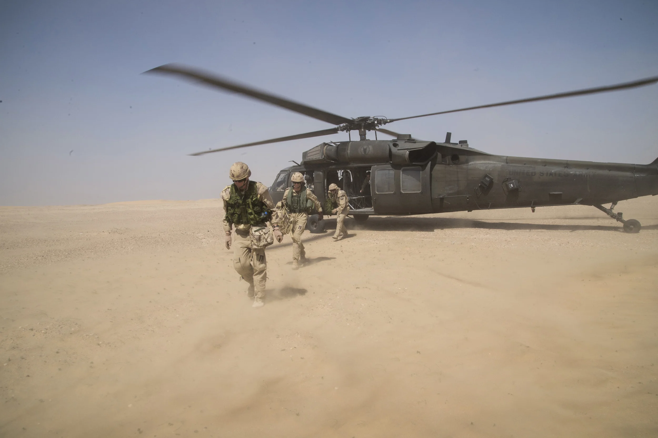 Royal Canadian Air Force members of Air Task Force-Iraq participate in the SHAMAL SERIALS, a combat search and rescue exercise held for personnel of the Middle East Stabilization Force, currently conducting operations against the Islamic State of Iraq and the Levant (ISIL) in a training area in Kuwait on March 16, 2015. (Combat Camera).