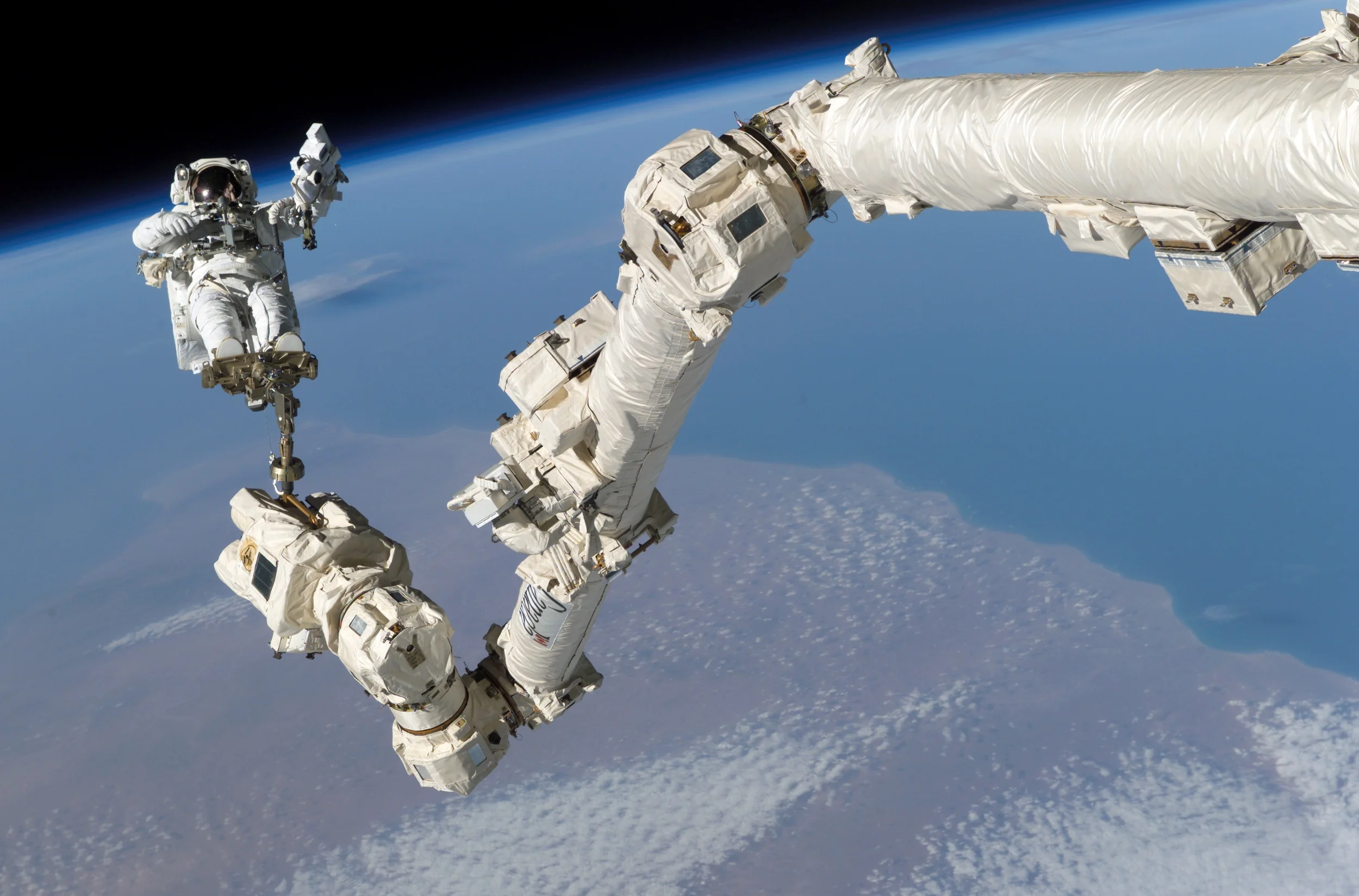 The Canadarm2. 