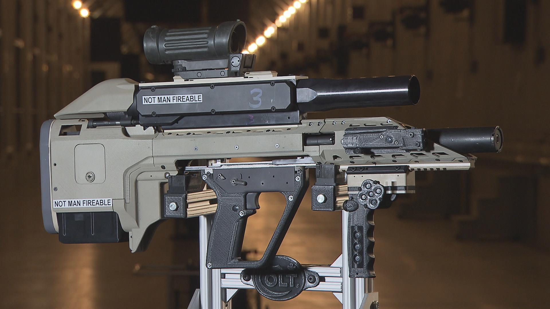 Colt Canada has wowed all with its prototype 'smart gun,' which includes a firing mechanism to shoot lightweight cased telescoped ammunition, a secondary effects module for increased firepower and a NATO standard power and data rail to integrate accessories like electro-optical sights and position sensors. (DND)