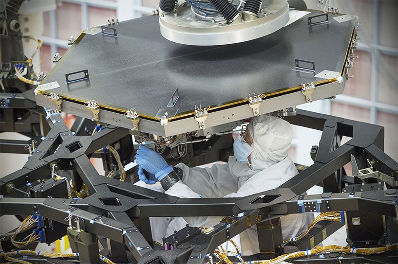 Assembly of the telescope's mirror in NASA's Goddard Space Flight Center in Maryland. (nasa.gov)