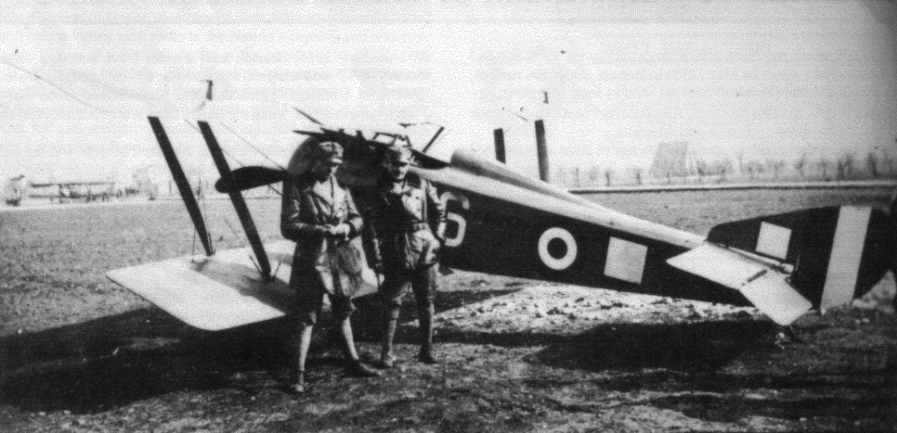 Sottotenenti Giogio Michetti and Silvio Scaroni pose beside a camouflaged HD.1 with Scaroni's white square personal marking. The two frequent wingmen teamed up to bring down a particularly feisty DFW C.V over Istrana and both survived the war. Michetti had five victories while Scaroni was Italy's second ranking ace with 26. (ROBERTO GENTILLI)