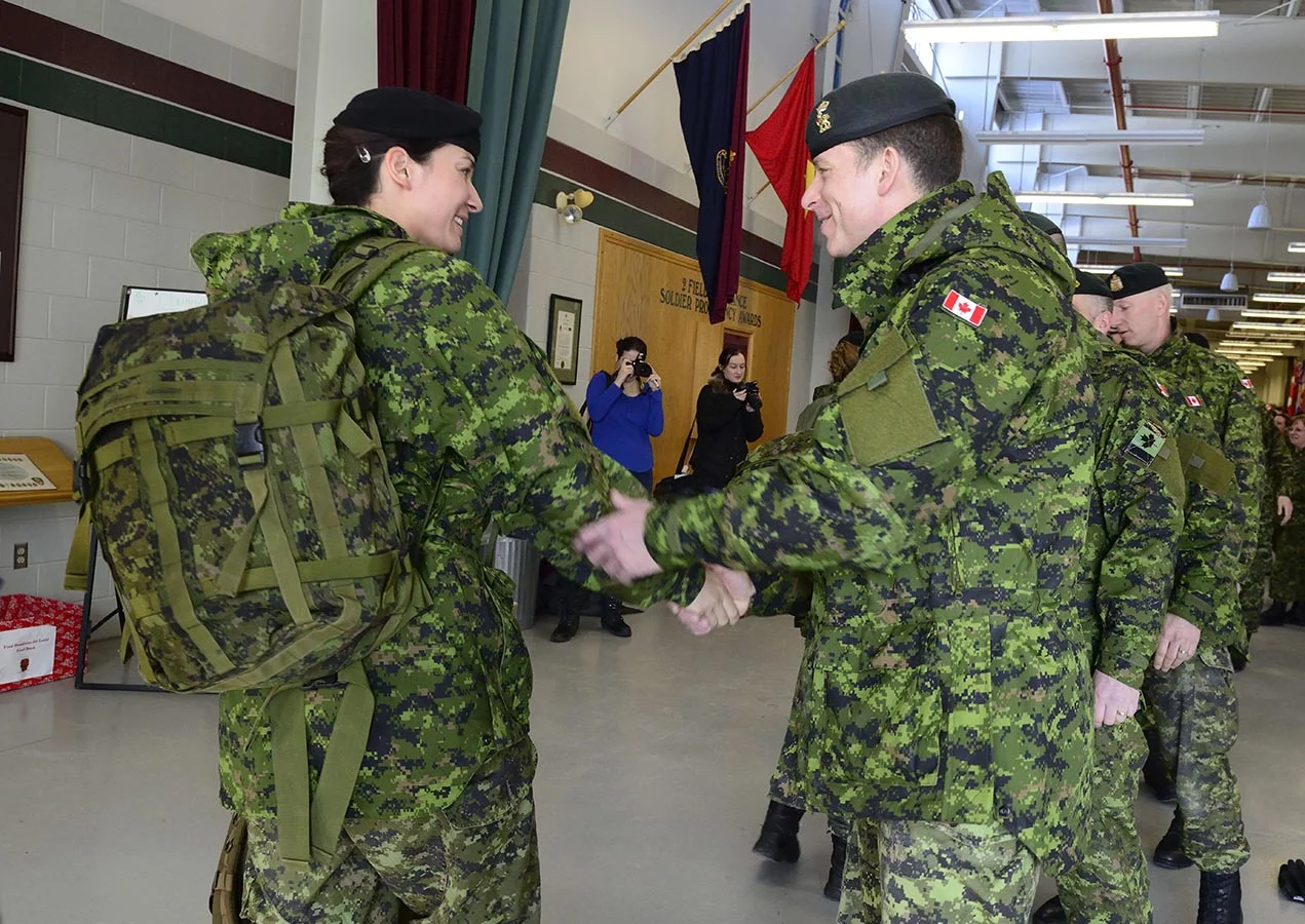 Canadian Army Articles Espritdecorps - 