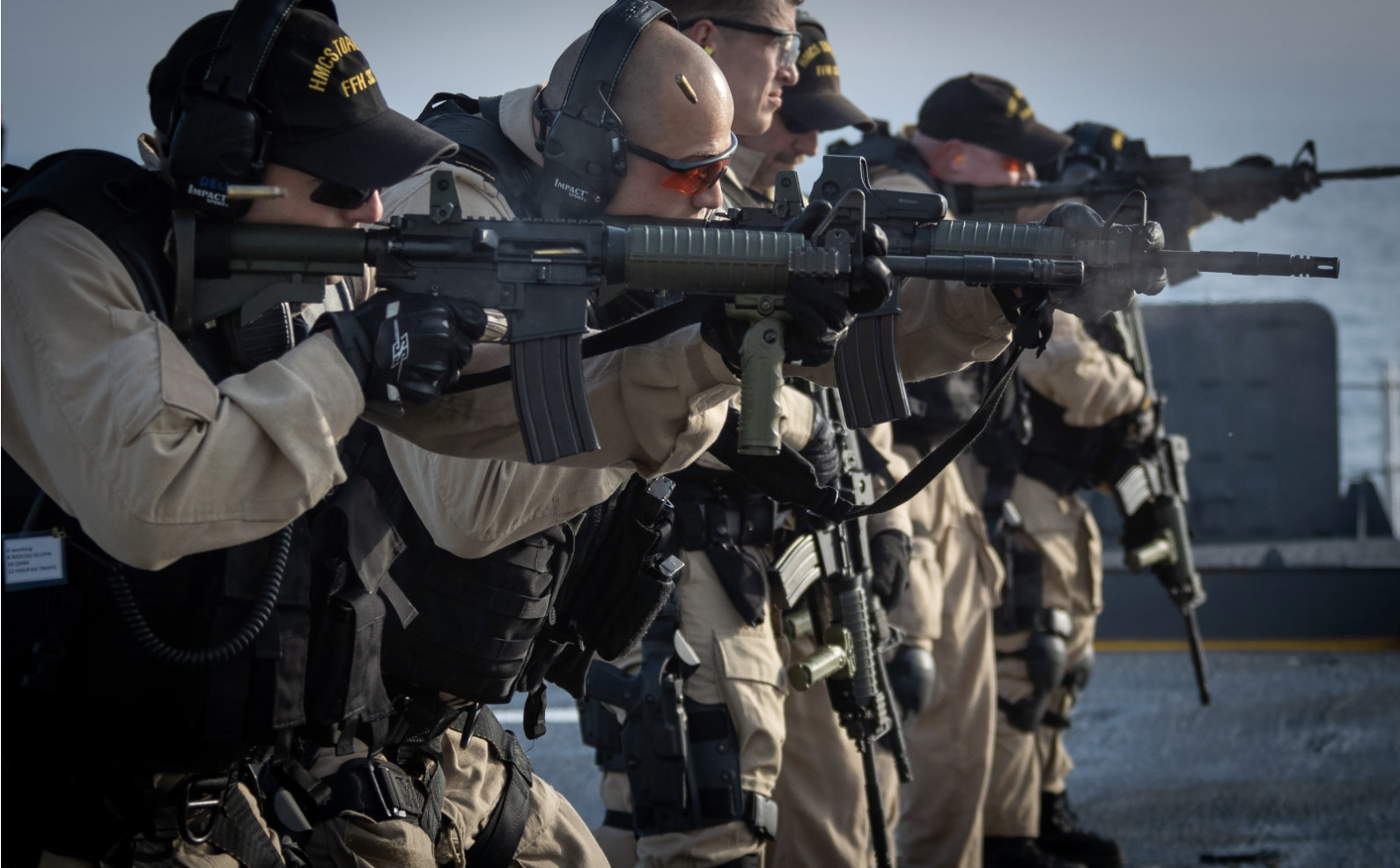 ON TARGET: Fast-Tracking the Canadian Army's New Assault Rifles ...