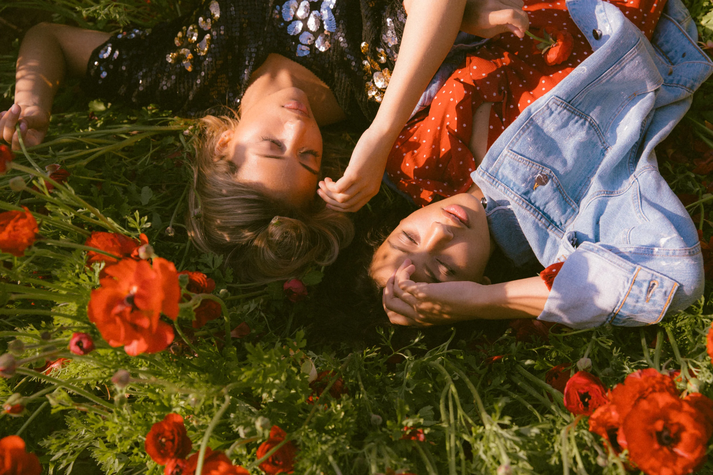 Models: Ari + Lexi Zuehl