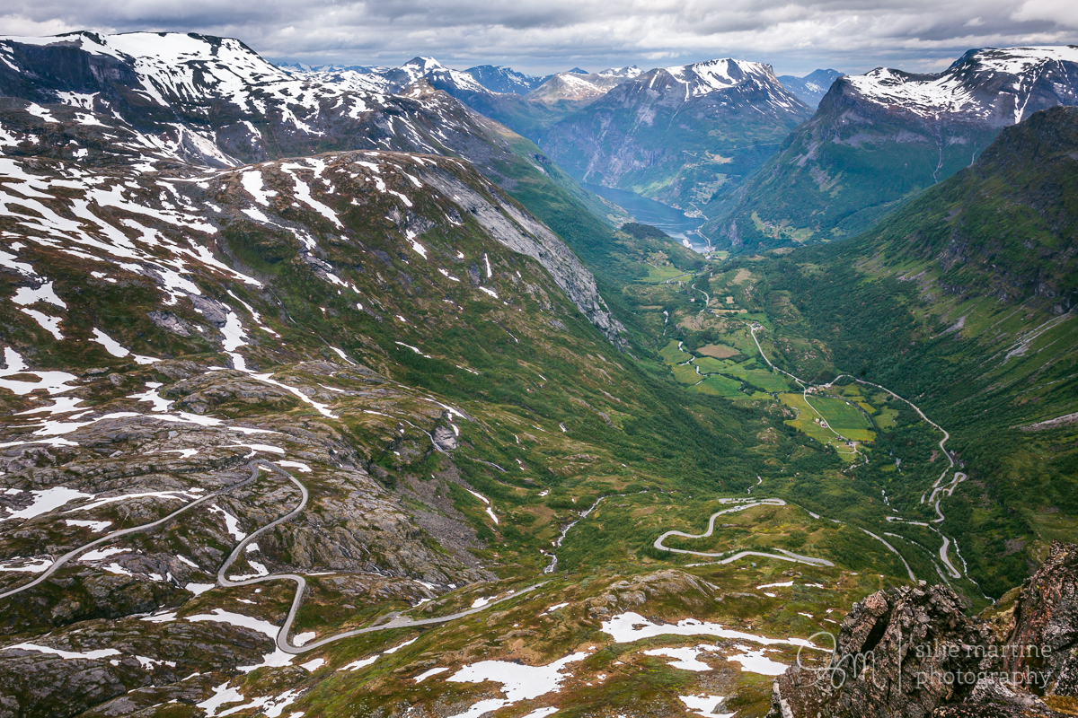 The view of Geiranger in the distance from Dalsnibba.