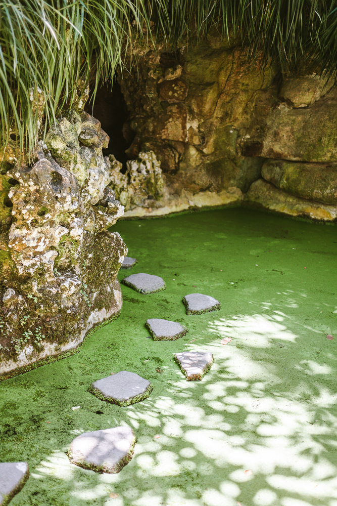     Quinta da Regaleira, Sintra.      