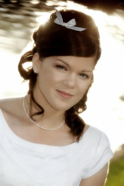 Pretty in white with a bow on top