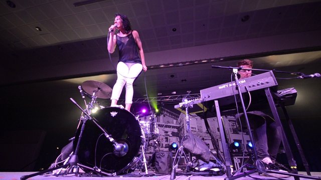 Matt and Kim in Anchorage