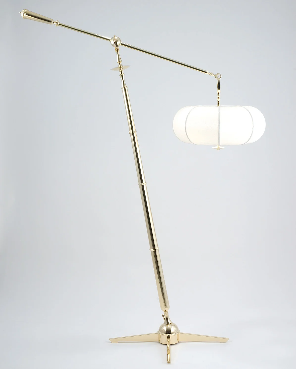 Gustav Floor Fixture