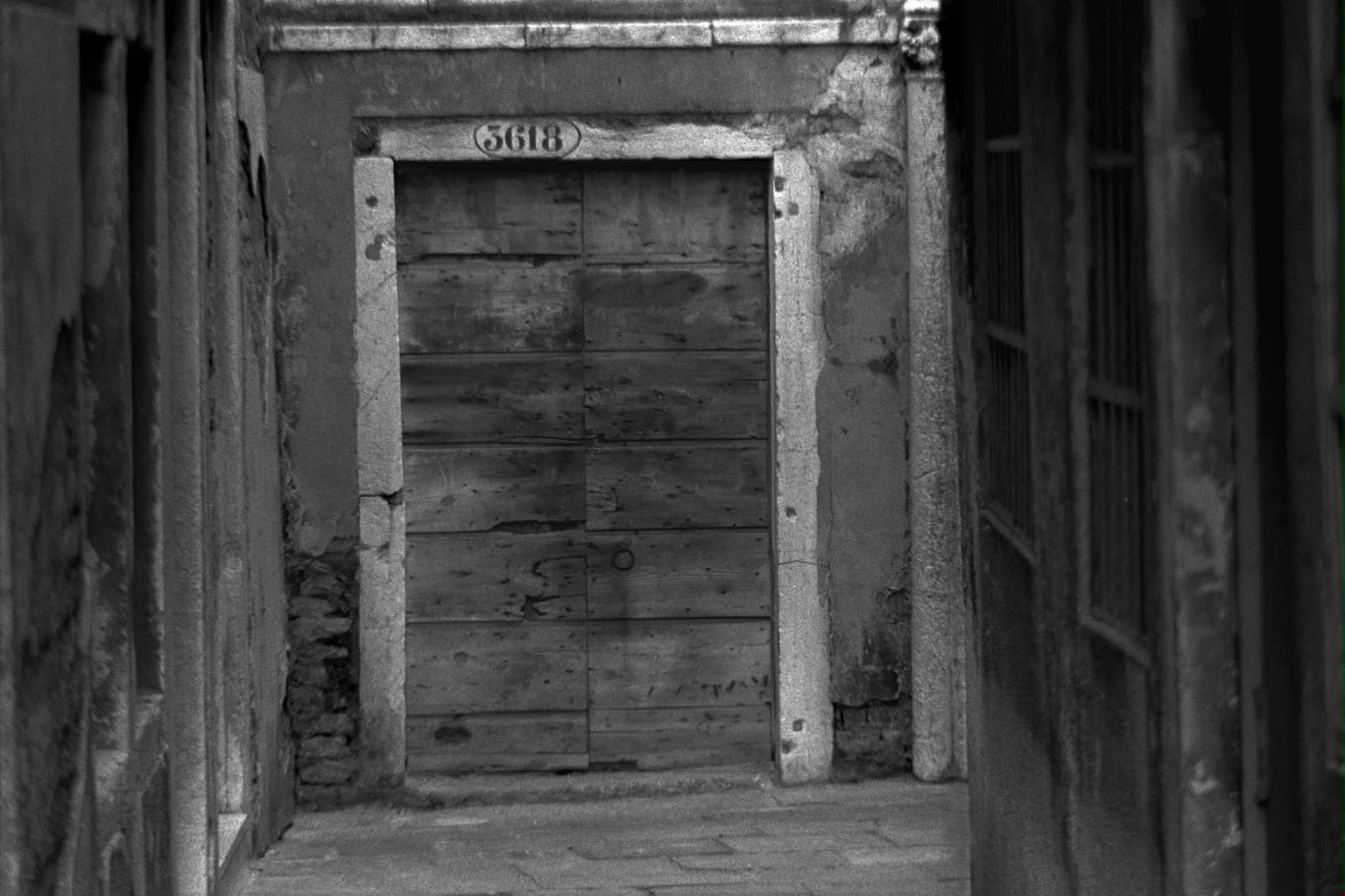1 DOORvenice.jpg