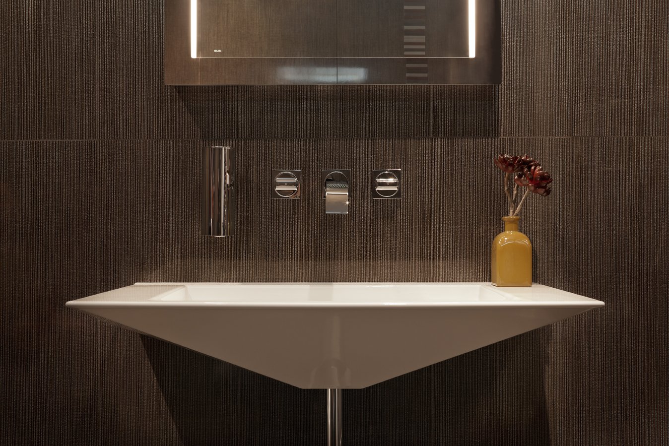 Bath_128.jpg