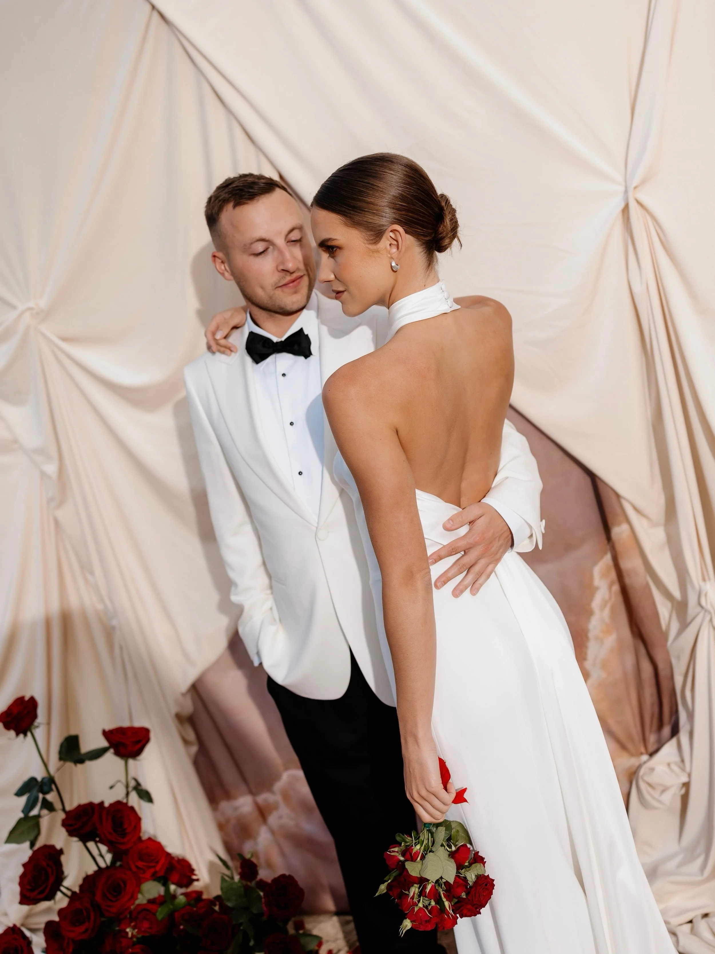 Kauri cliffs x AKC x Hollow&amp;Co, Kauri Bay Cliffs.

Creative Direction&nbsp;@alexandrakatecreative
Venue&nbsp;@rosewoodkauricliffs
Photography&nbsp;@hollowandco
Florals&nbsp;@floralcentric
Hair&nbsp;@messybun_nz
Makeup&nbsp;@makeup_bymindy
Models&