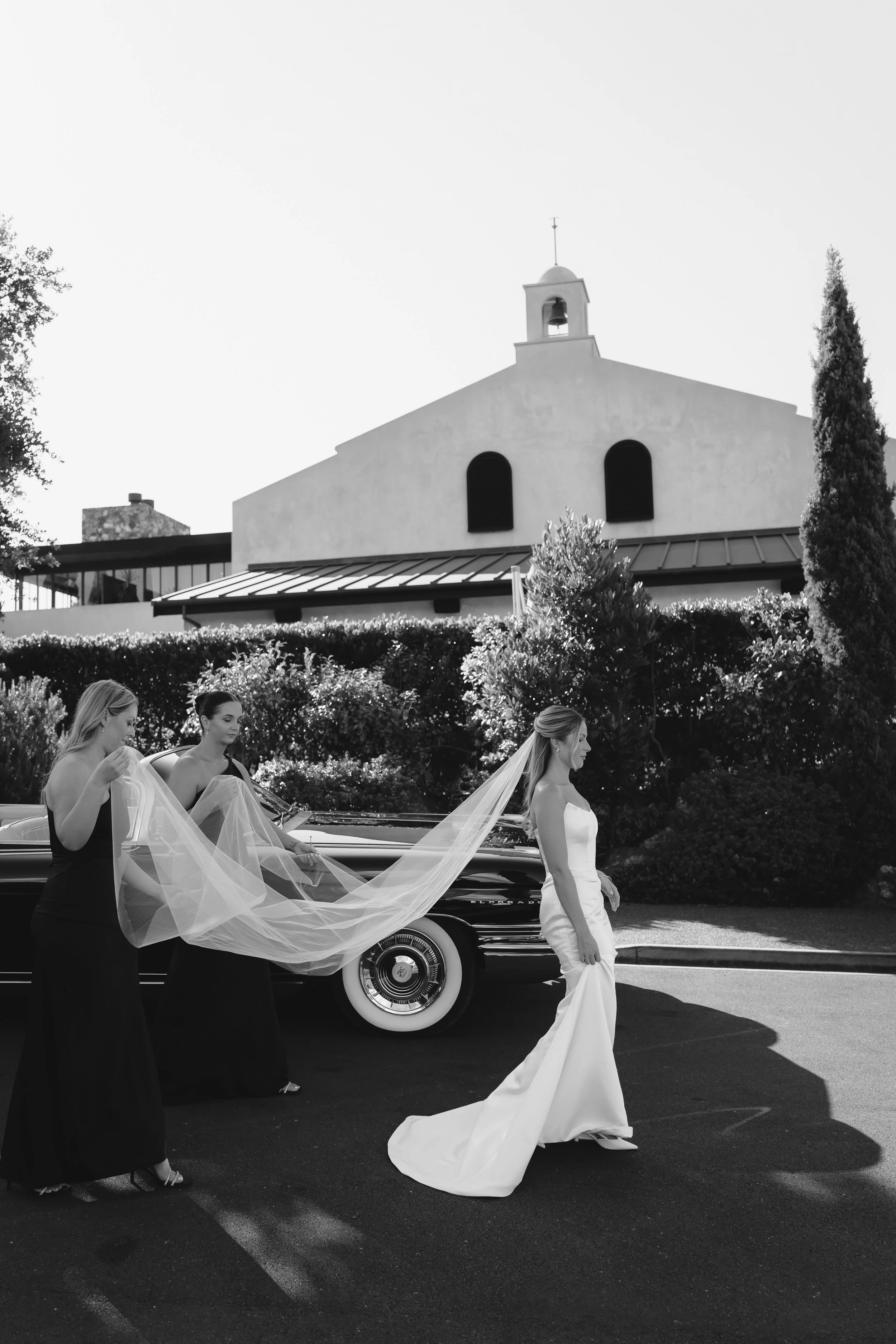 J&JWeddingB&W-355.jpg