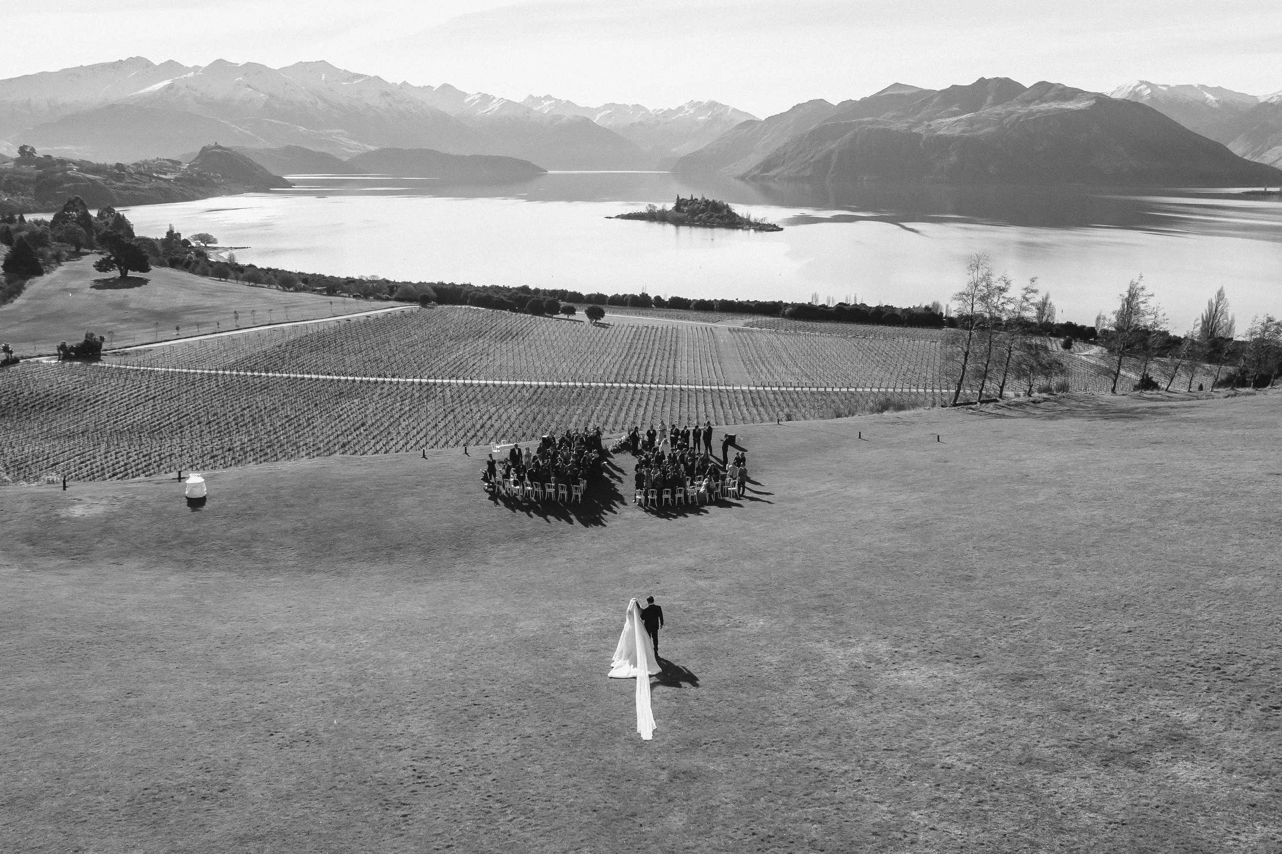 L&RWeddingB&W-210.jpg