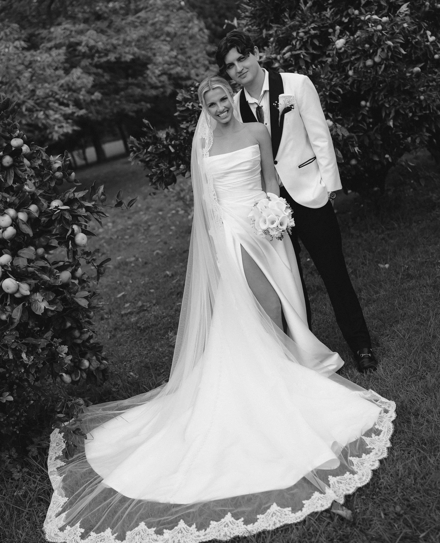 Maddi &amp; Jonte, Markovina Vineyard Estate.⁠
⁠
bride @maddisamuels | groom @jontesamuels | venue @markovina_vineyard_estate | makeup/hair @beautybysophiennz | dress &amp; veil @trishpeng | suit @montagiocustomtailoring | bridesmaid dresses @billy_j