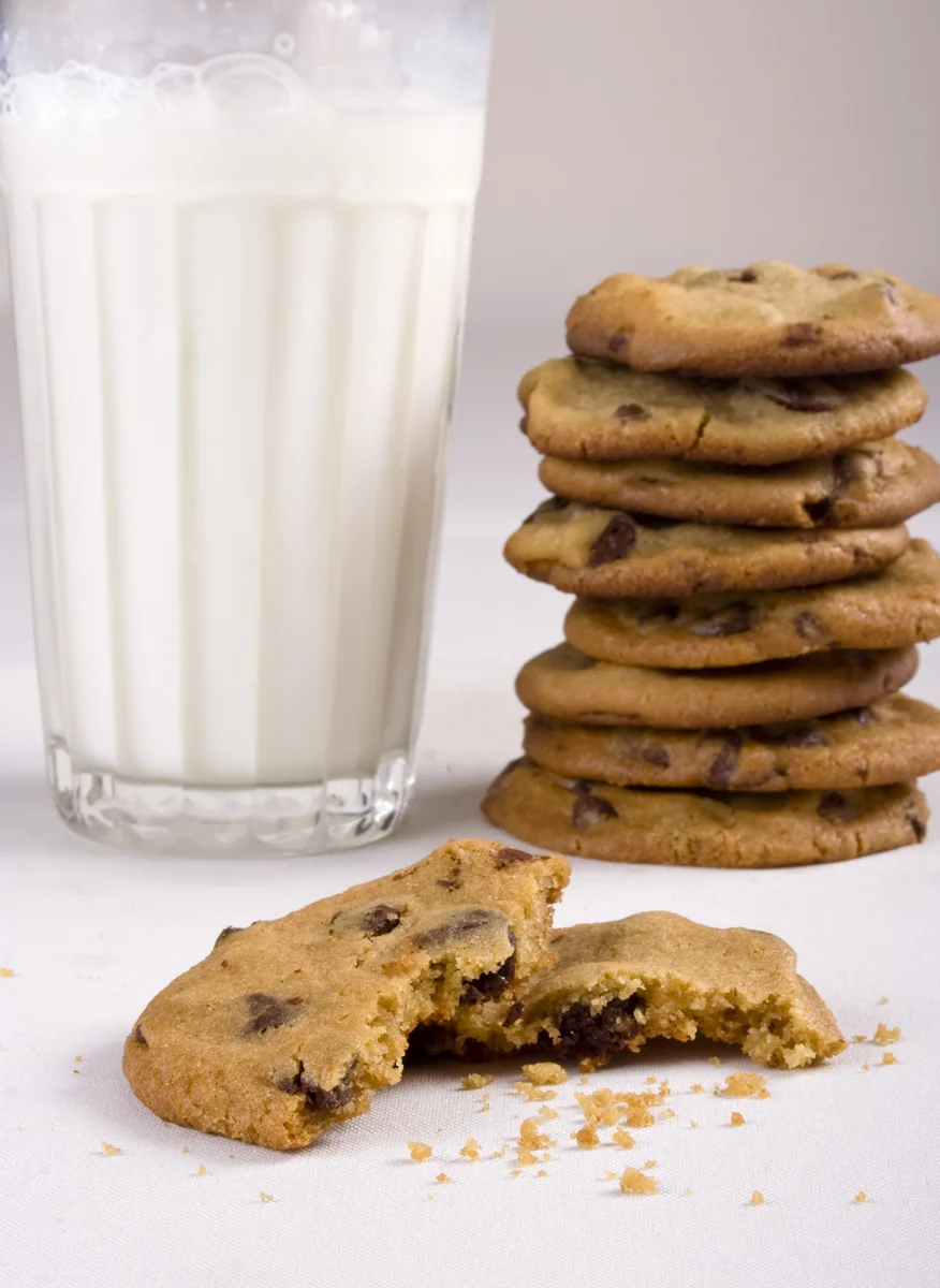 milkandcookiesflat.jpg