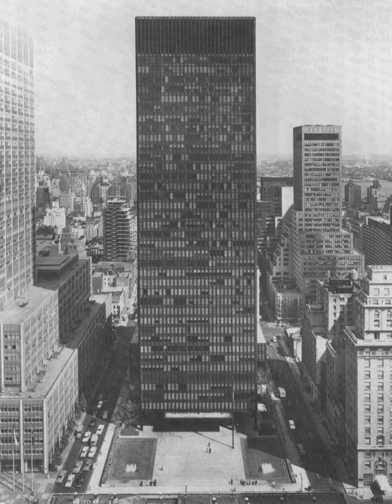 Mies van der Rohe - Seagram Building