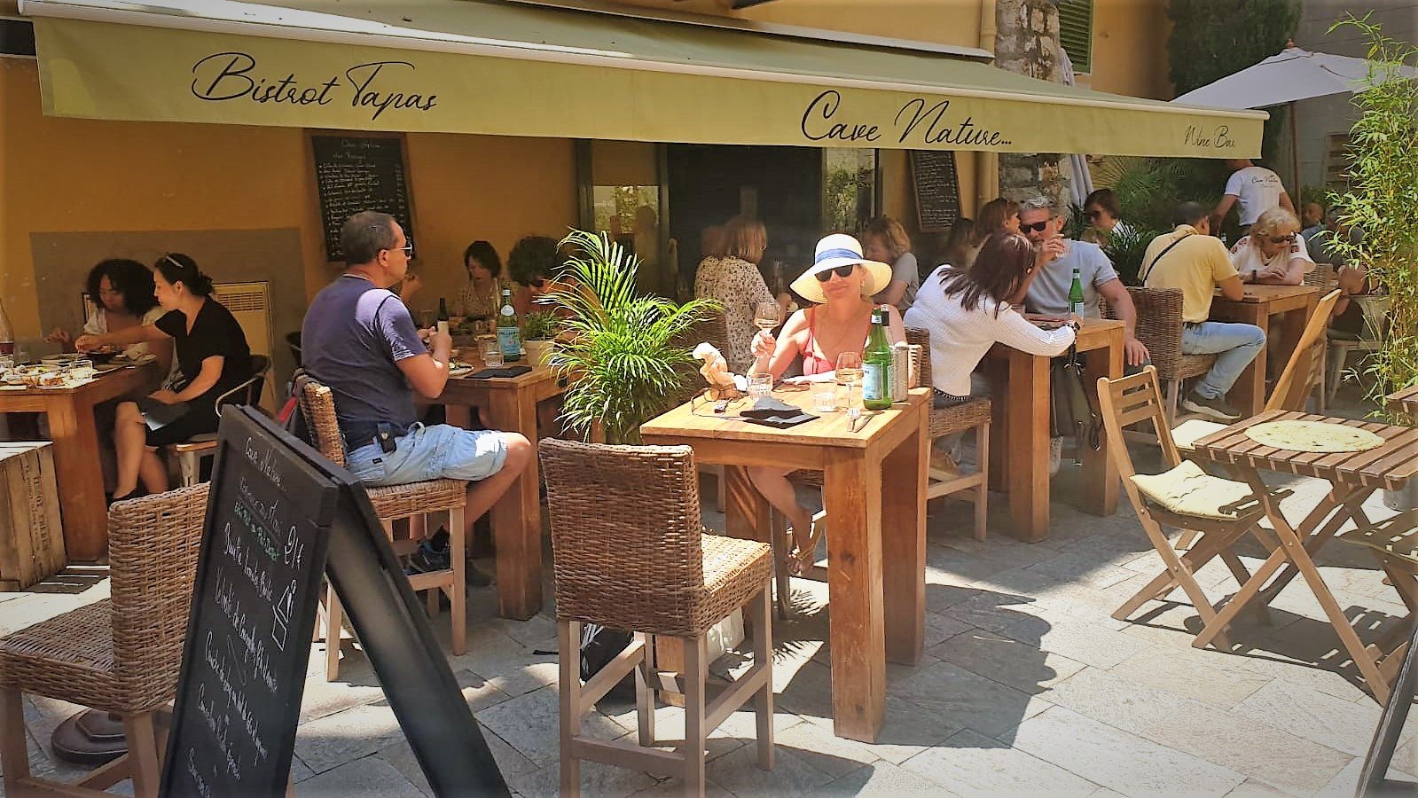 BCM Cafe in Calvi 2.jpg