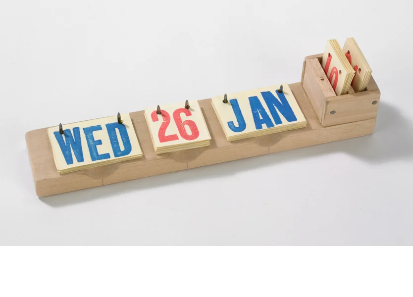  Desk calendar  