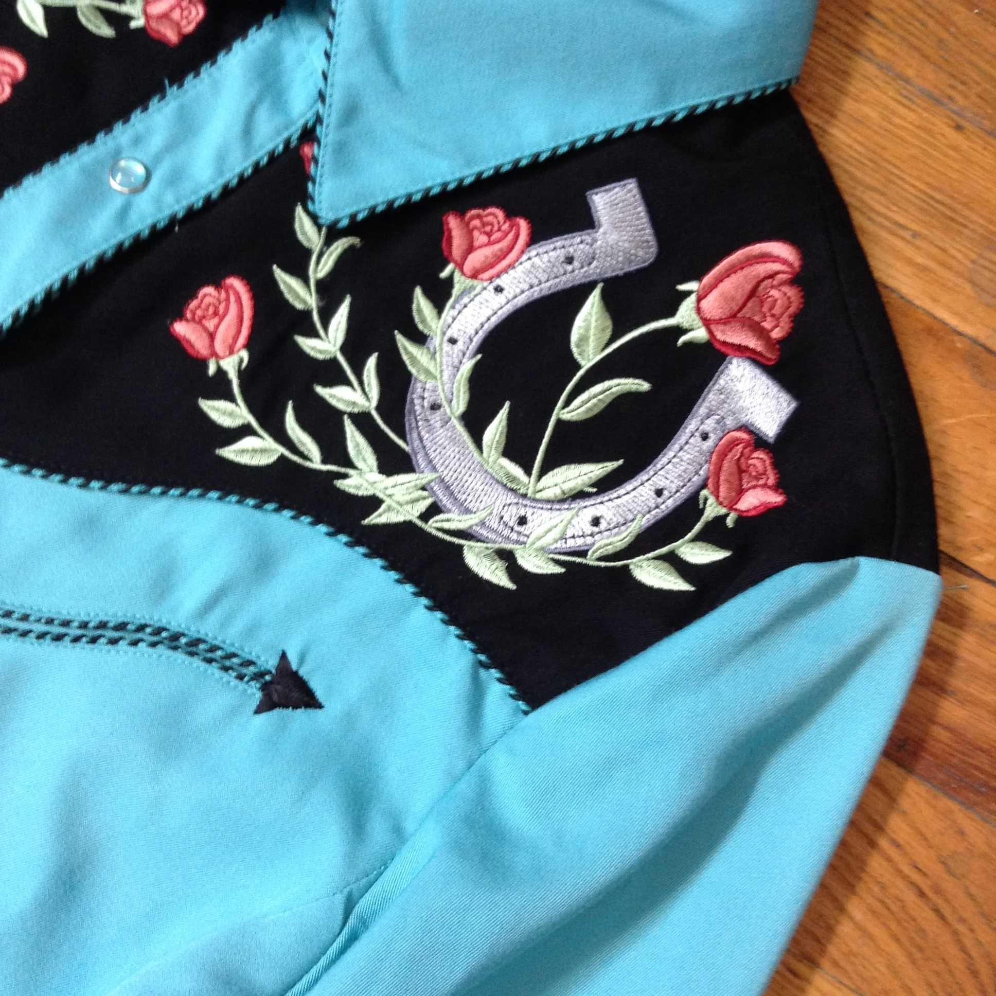 Horseshoes and Roses Embroidered Shirt