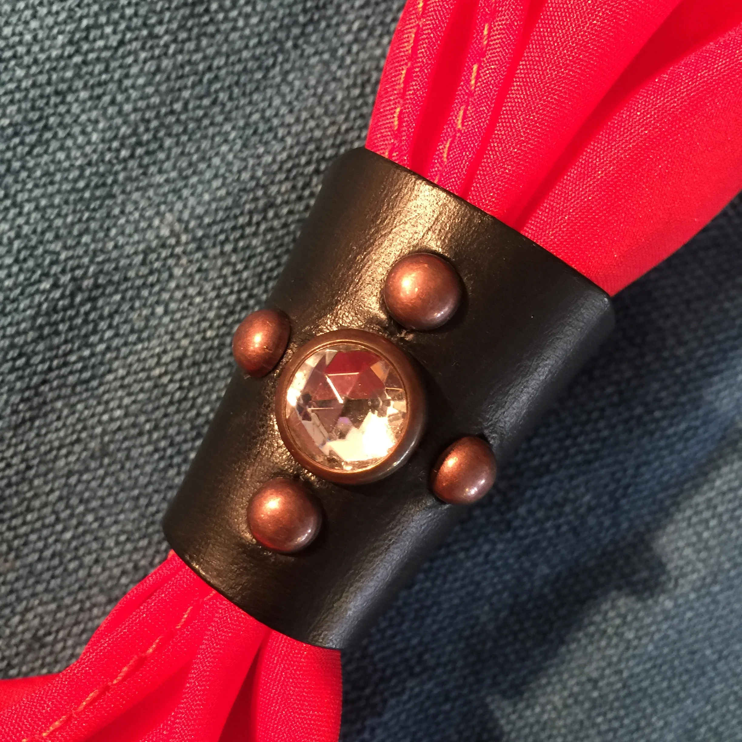 CRYSTAL JEWEL SCARF SLIDE