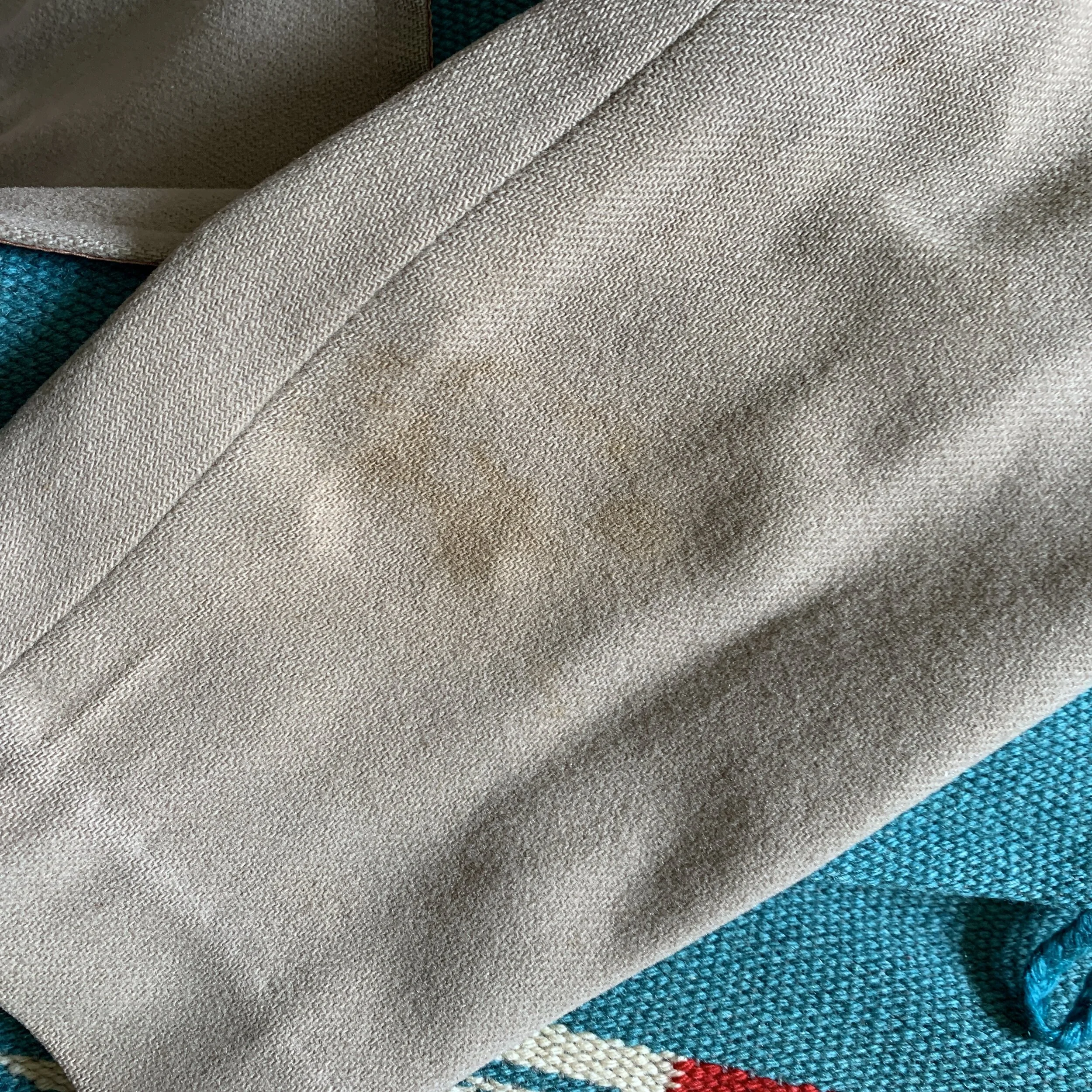 FBB72FF1-1F56-411C-A98A-13ABB28D2DA1